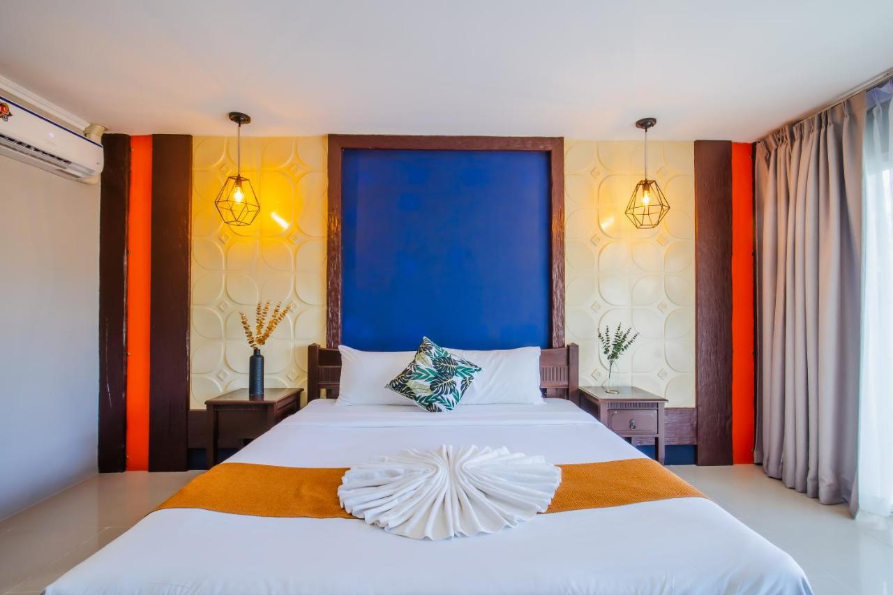 Time Out Hotel Patong المظهر الخارجي الصورة