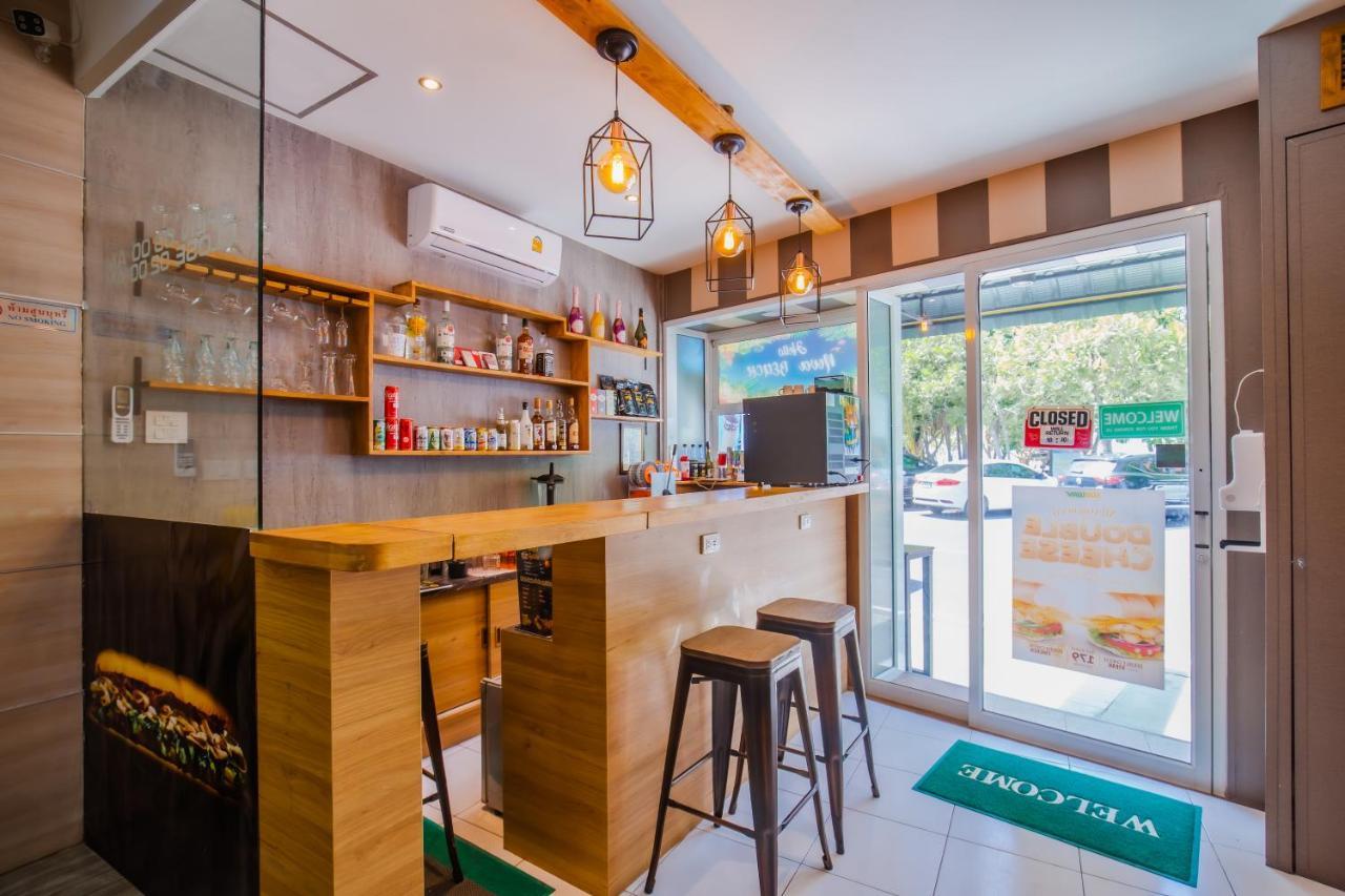 Time Out Hotel Patong المظهر الخارجي الصورة