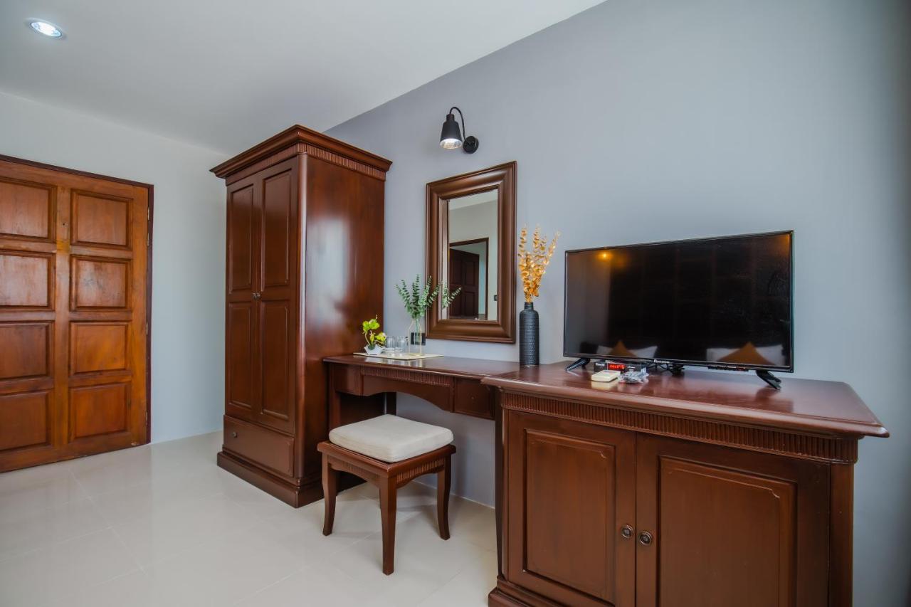Time Out Hotel Patong المظهر الخارجي الصورة